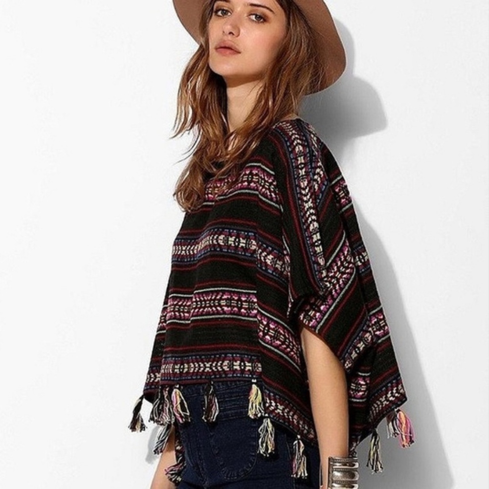 Ecote fringe festival poncho
